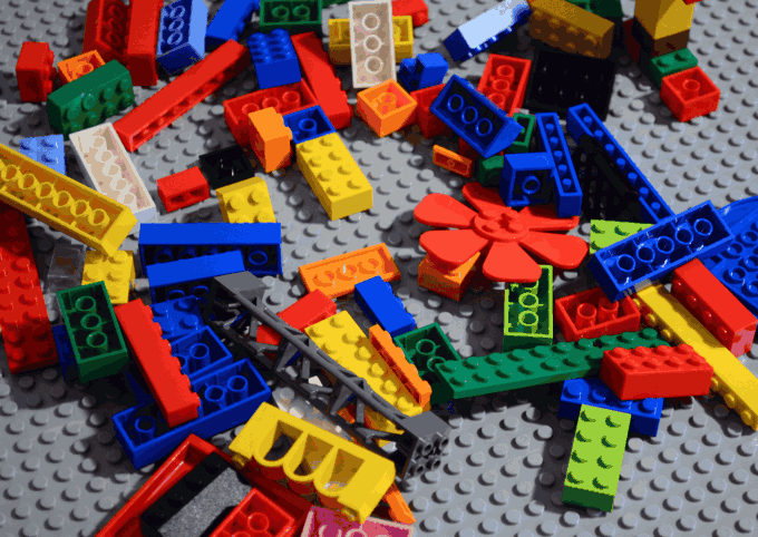 Colorful Floral Festive Thank You Card_gejblcv3.png