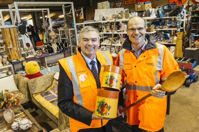 Minister Scott Simpson and Ian Stupple