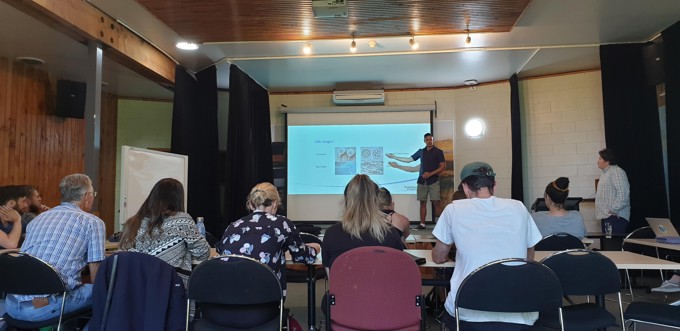 Kauri ambassadors out in parks for summer_training