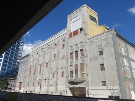 Sub 92 Tour Of The St James Theatre