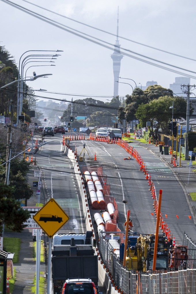 Waikowhai Pipeline Being Installed On Domion Road