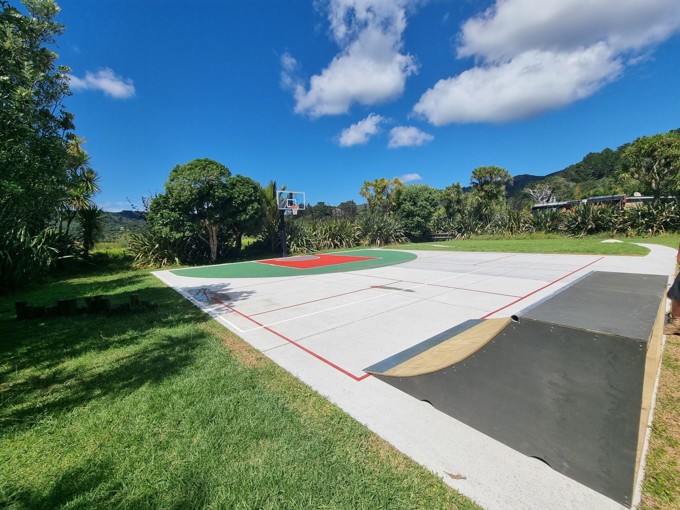 Medlands Halfcourt OA