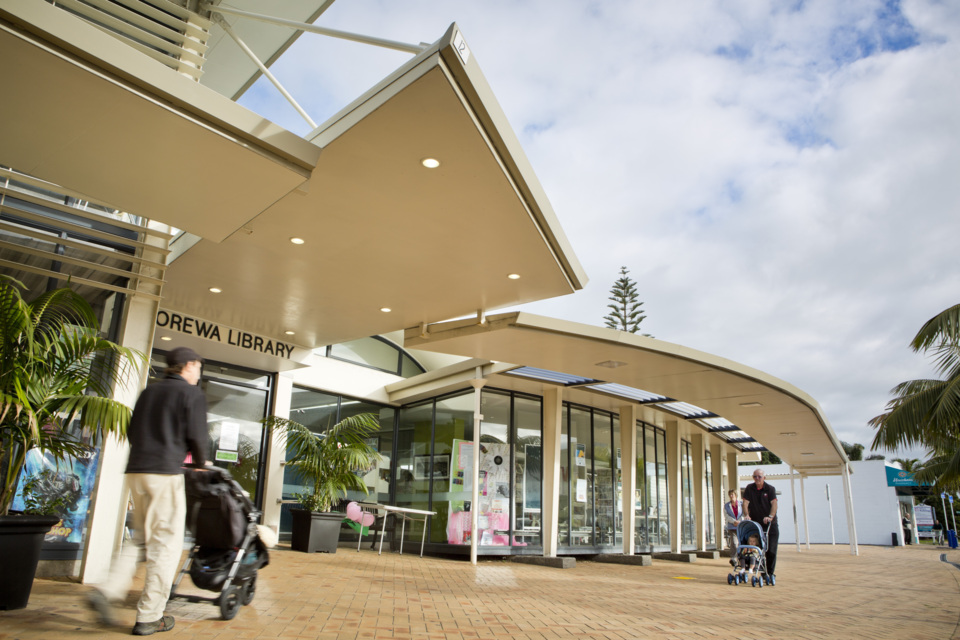 Ōrewa Library