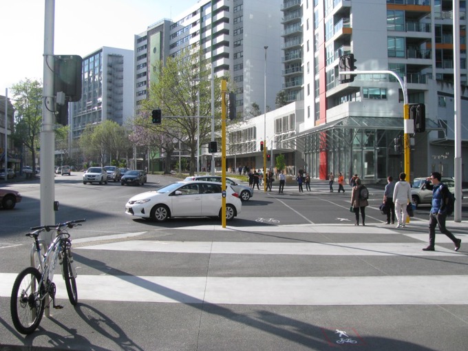 Safer walking in the city centre 02 after