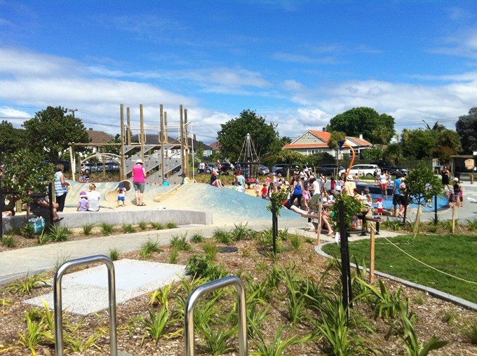 Waterview playground review