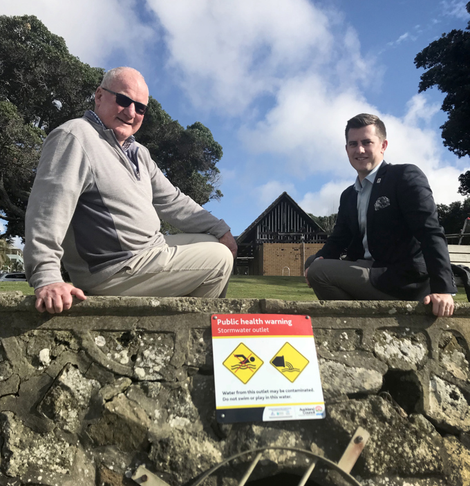 Takapuna beach signage cropped
