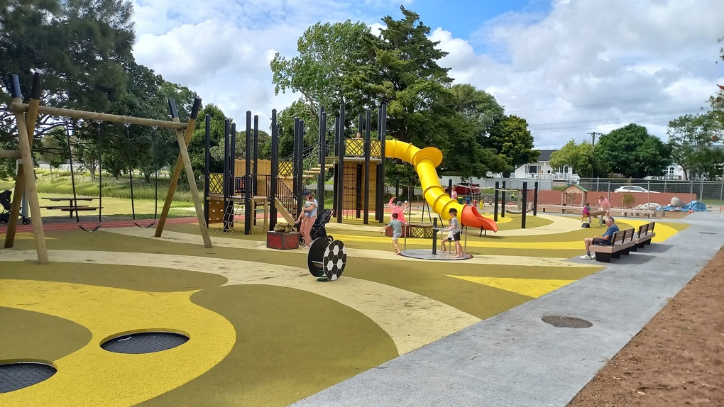 Riverhead playground back in action 2
