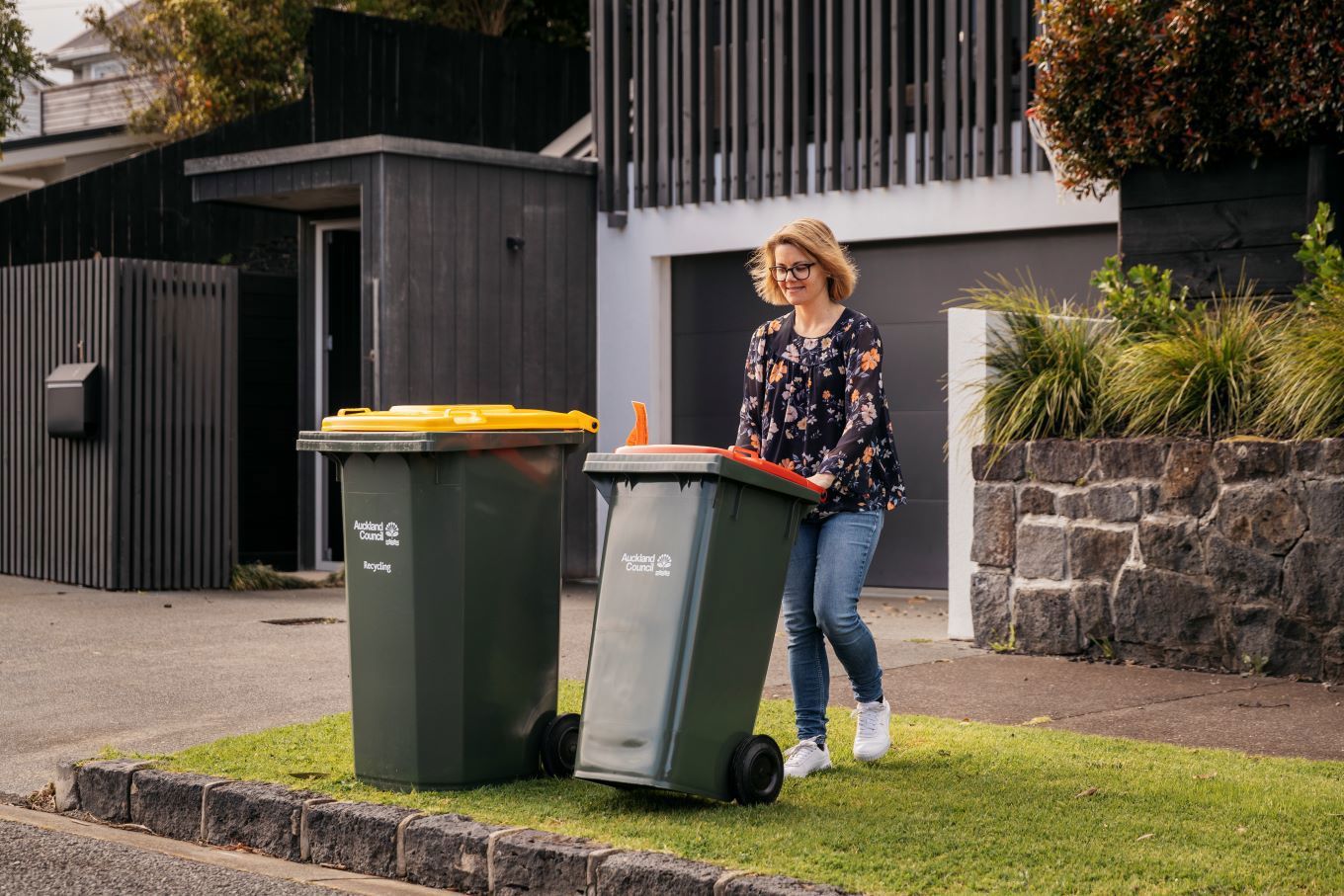 Public holiday rubbish and recycling collection reminder OurAuckland
