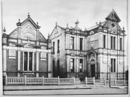 71 Leys Institute Of Play Exhibition