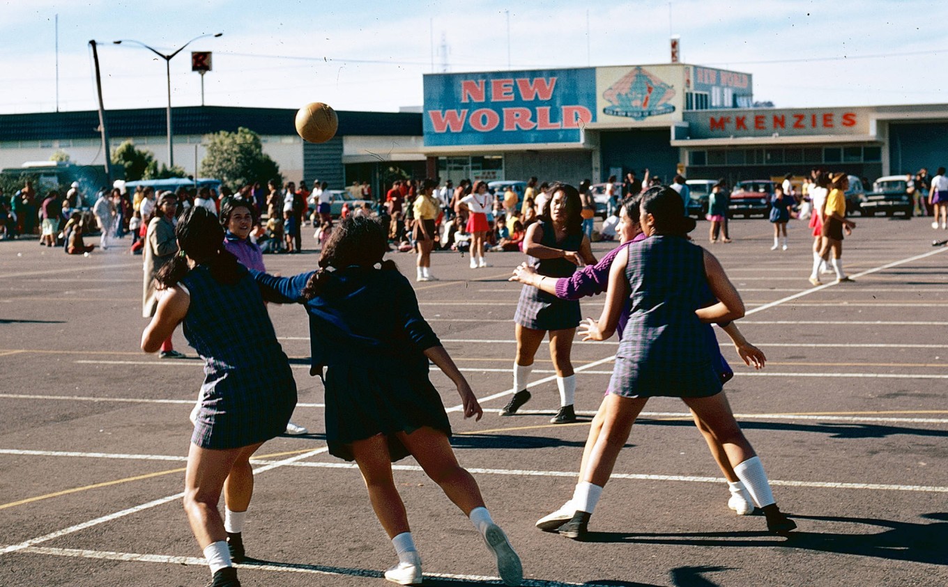 Vintage game of netball outside New World in the 1980s. 