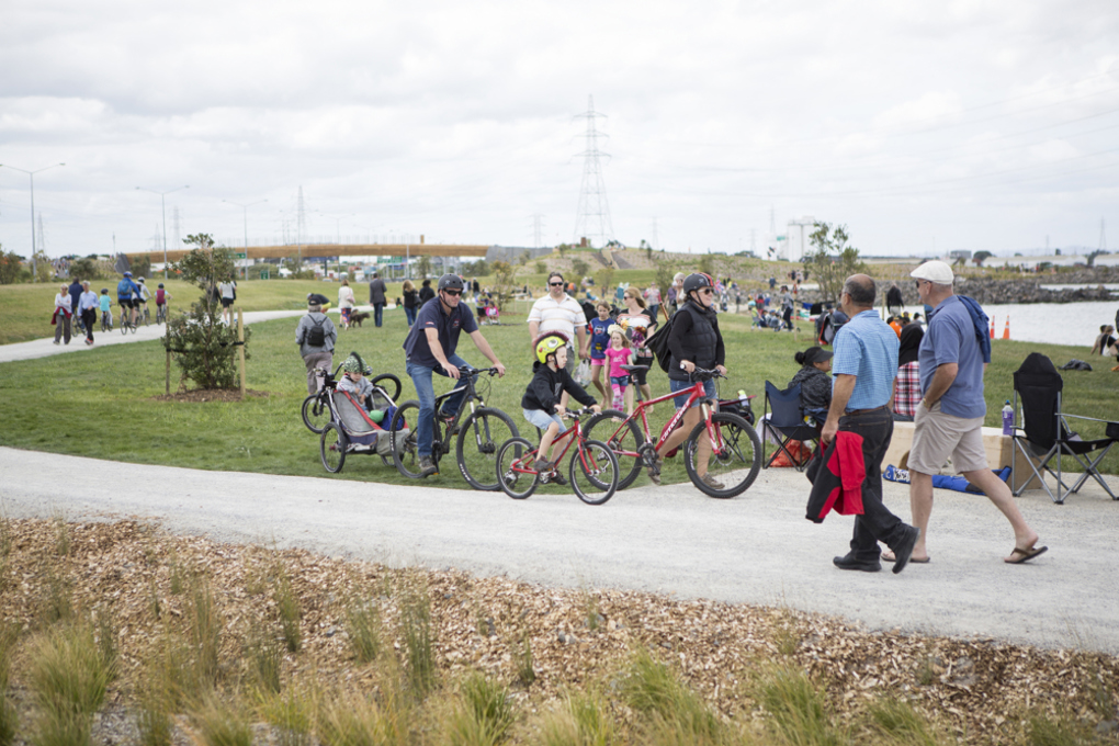Great turnout for Onehunga foreshore opening14.jpg