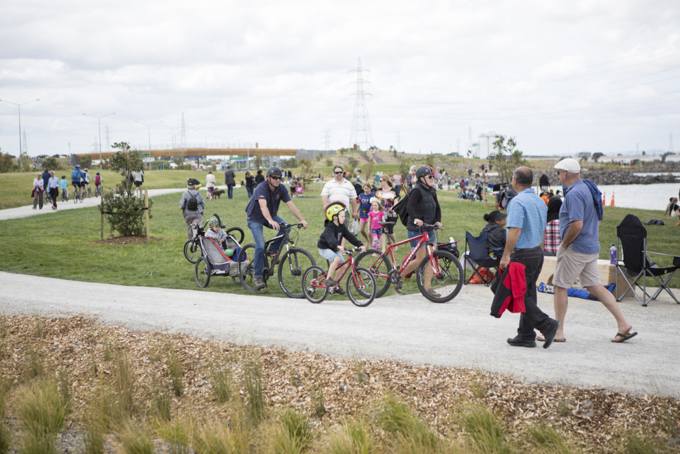 Great turnout for Onehunga foreshore opening14.jpg