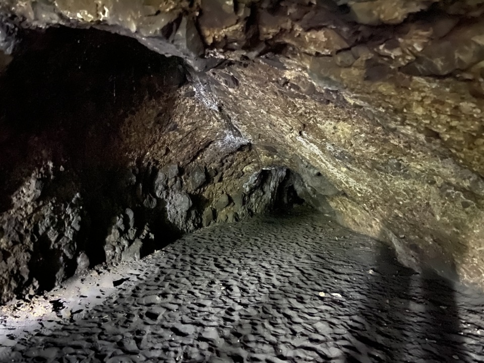 Whatipū caves