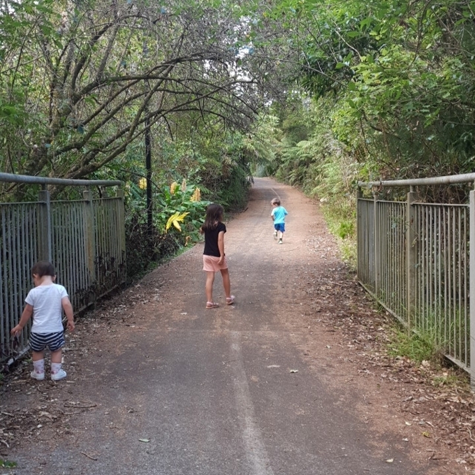 Get together and SnapAKL this February to win (2)